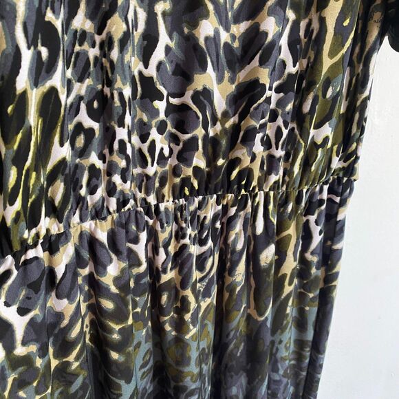 EnFocus Studio Cold-Shoulder Animal Print Mini Dress: Size Medium - Picture 8 of 10